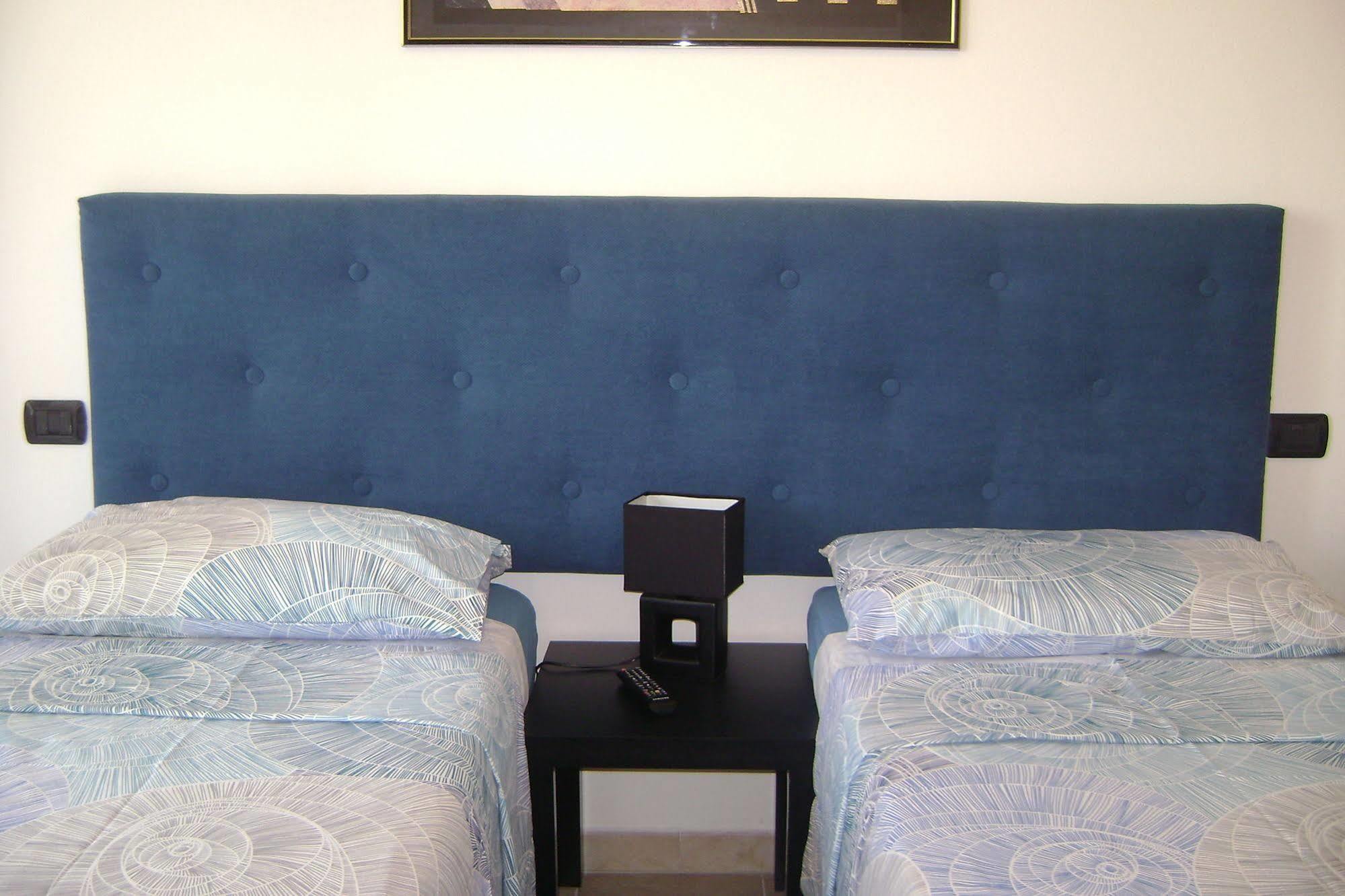 Hotel Sun&Sardinia à Monserrato Extérieur photo